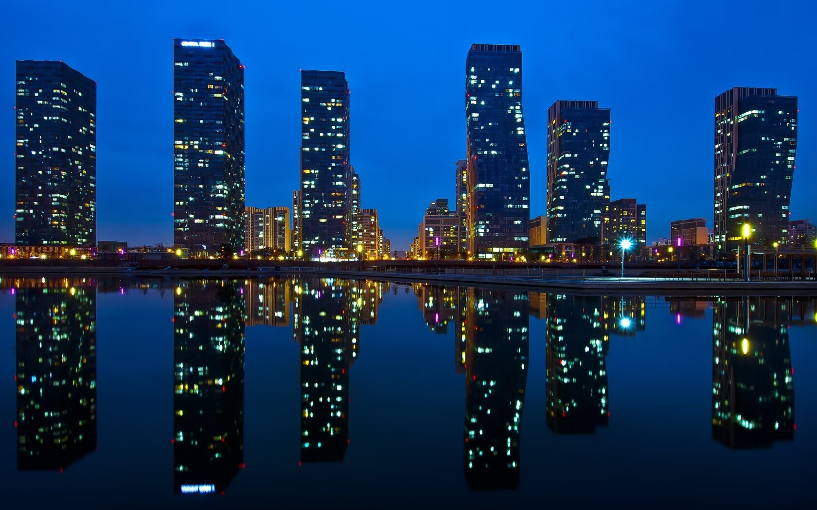 2025世俱杯-五大联赛是否呈现中前场球员多功能化趋势，五大联赛球迷进场