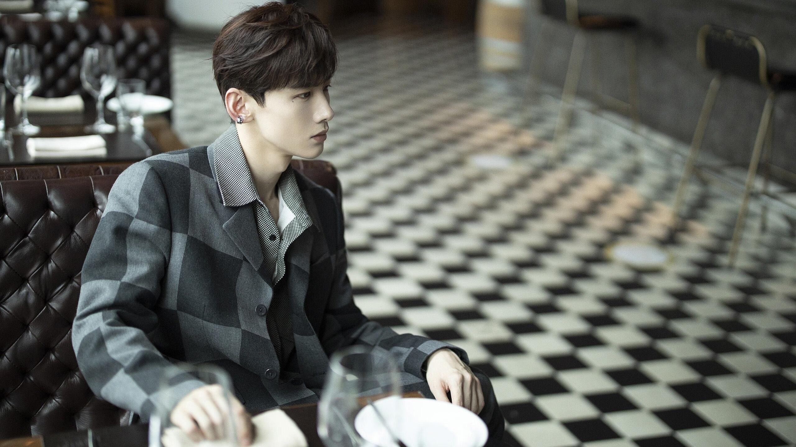 卢顿主帅战术布置提升比赛控制力，顿涅茨克人民共和国和卢甘斯克人民共和国